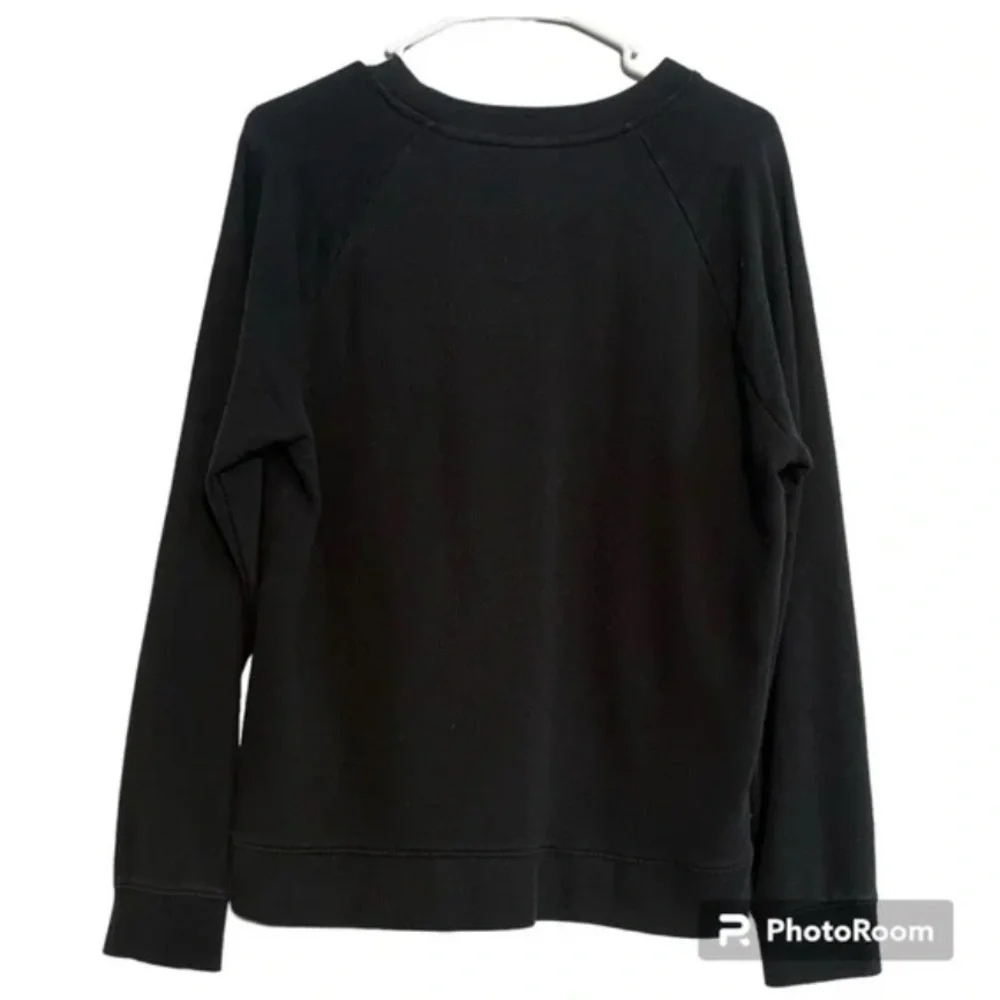 Black Levi's Crewneck Long Sleeve Sweatshirt